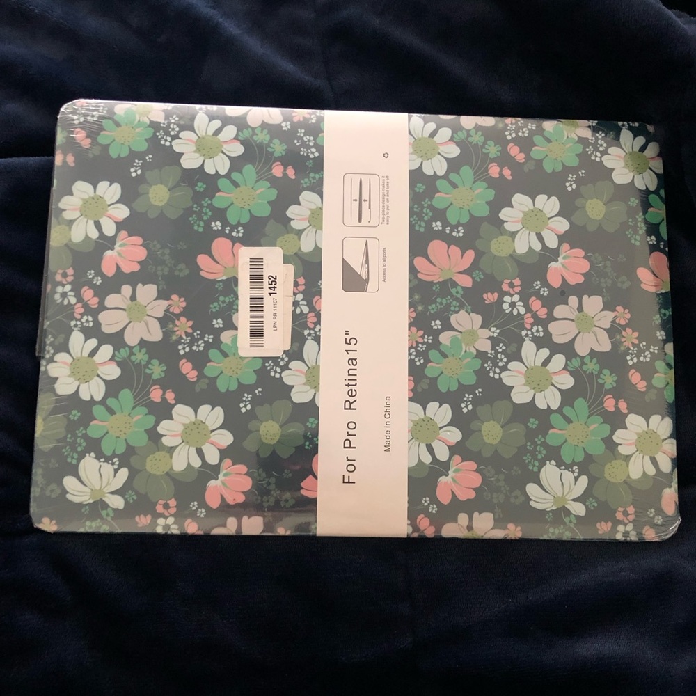 Floral MacBook Pro Retina 15 Laptop Shell Cover